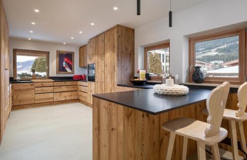 Kitzbuehel Ski Chalet | Luxury Central Kirchberg