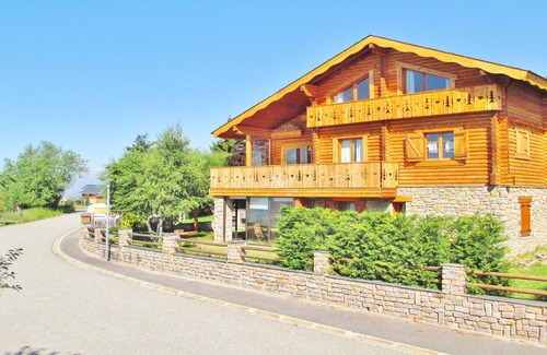 Font-Romeu-Odeillo-Via Ski Chalet | luxury chalet El Pedraforca Font-Romeu, 7 bedrooms, 210m2