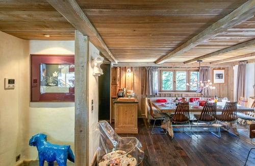 Val-d'Isere Ski Chalet | Luxury chalet with pool, sauna, hammam and bar - Sleeps 12