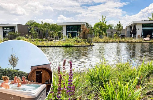 Cromvoirt Ski Chalet | Luxury chalet with outdoor sauna and spa