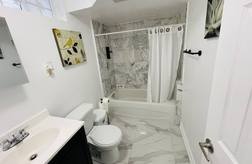 Brampton Apartment | Luxury Chic 2BR End Unit in Central Brampton
