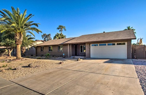 Paradise Valley Village House | Luxury Desert Oasis with Putting Green and Hot Tub!