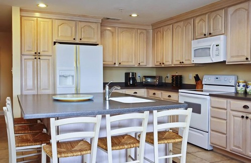 Tybee Island Condo | Luxury Desoto 3Br 2Ba Condo with Gorgeous Ocean View