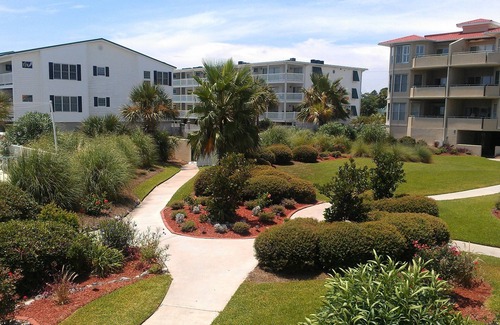 Tybee Island Condo | Luxury Desoto 3Br 2Ba Condo with Gorgeous Ocean View