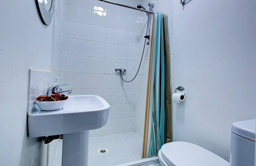 Thornton Apartment | Luxury Ensuite Double Room Close to Central London