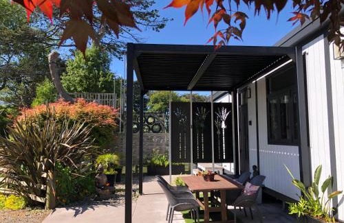 Egmont Village House | Luxury Farm Escape Tiny Home New Plymouth-Egmont Village