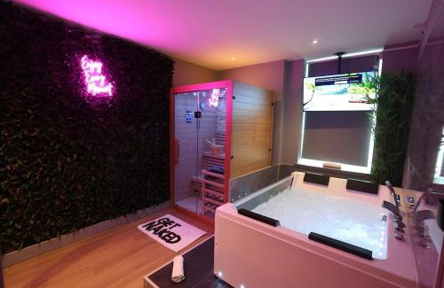 West Finchley Apartment | Luxury Flat,Sauna, Jacuzzi, Free Parking