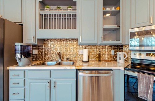 Douglasville Apartment | Luxury Gated Douglasville Home