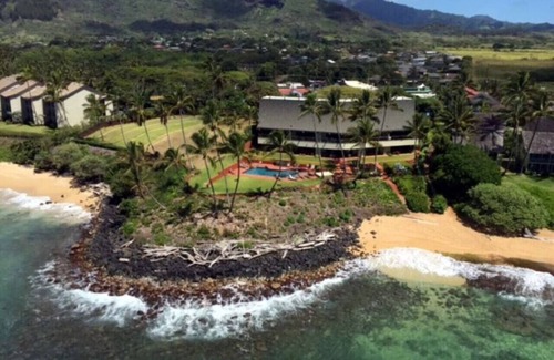 Wailua House Lots Condo | Luxury Gated Oceanfront Condo on Ground Floor