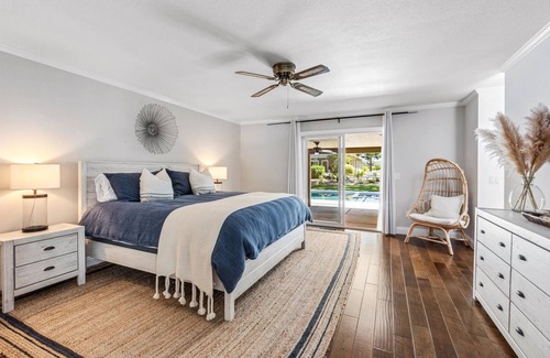 Santa Rosa House | Luxury Home with Pool/Jacuzzi and vineyard views close to Healdsburg Plaza