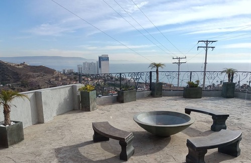 La Joya House | Luxury House Ocean View Rooftop Party