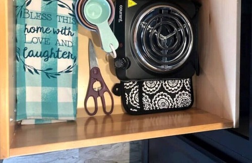 Batesville Apartment | Luxury King Guest Suite on Wine Trail Near Hiking!