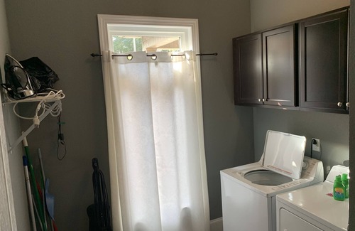 Georgetown House | Luxury Lake Front House - Game room, private dock and used for wedding parties