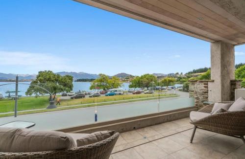 Wanaka Apartment | Luxury Lakeview on Ardmore with Sauna