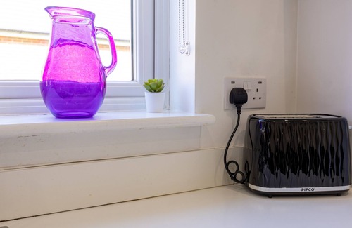 Basildon House | Luxury Langdon Hill Retreat | Jacuzzi Hot Tub| Gym Equipment | Basildon