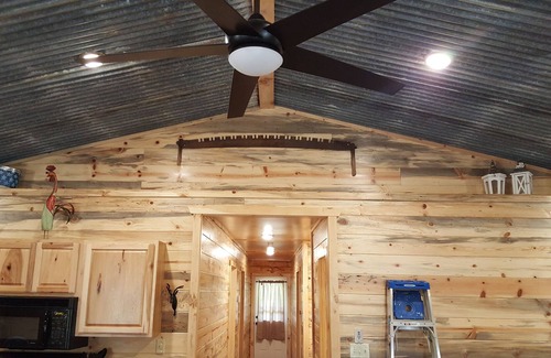 Murfreesboro Cabin | Luxury Log Cabin, We use the term cabin loosely. This is a modern country home.