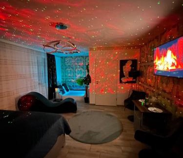 Mitte Apartment | luxury Love Room Spa Whirlpool Jacuzzi