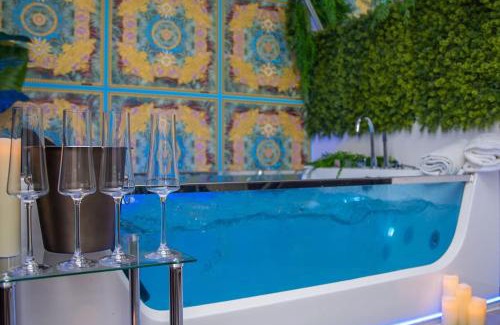 Mitte Apartment | luxury Love Room Spa Whirlpool Jacuzzi