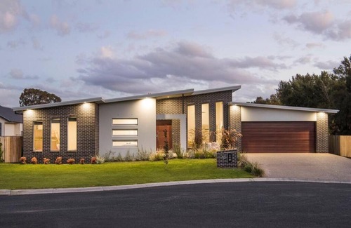 Central Mudgee House | Luxury meets Modern along Cudgegong River
