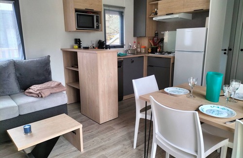 Etaples Ski Chalet | Luxury mobile home with terrace