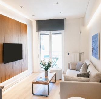 Kinosargous Apartment | Luxury Modern Apt near Acropolis