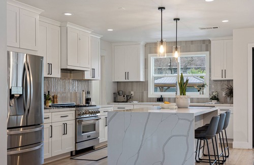 Land Park House | Luxury Modern House with Pool and Fountains