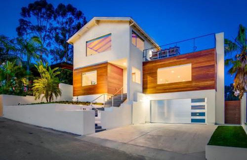 Park West House | Luxury Ocean & Canyon views near downtown