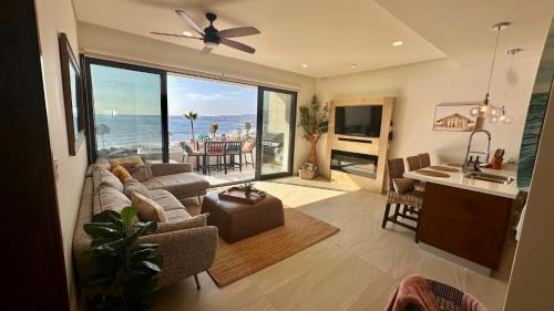 Primo Tapia Apartment | Luxury, Ocean View, Pool, Jacuzzi, Valle de Guadalupe, Los Portales De Garcia, Splash, Encanto Restaurants, Surf Breaks in Primo Tapia, Rosarito