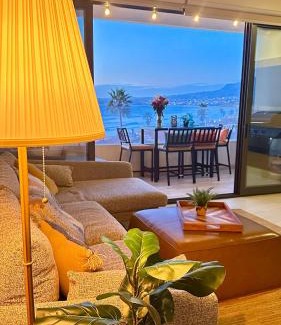 Primo Tapia Apartment | Luxury, Ocean View, Pool, Jacuzzi, Valle de Guadalupe, Los Portales De Garcia, Splash, Encanto Restaurants, Surf Breaks in Primo Tapia, Rosarito