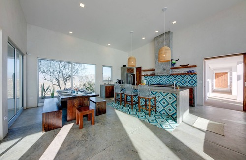 El Pescadero Villa | Luxury Ocean-View Villa w/Pool By Cerritos Beach