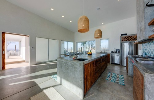 El Pescadero Villa | Luxury Ocean-View Villa w/Pool By Cerritos Beach