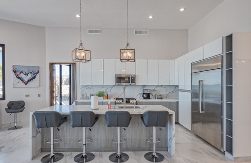 Puerto Penasco House | Luxury Oceanfront Home with Pool & Hot Tub - located on Sandy Beach