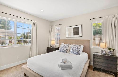 Hillcrest House | Luxury on Lewis By Cardo - Jacuzzi Fire Pit