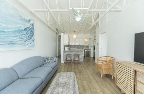Pollok Beach Apartment | Luxury On The Beach