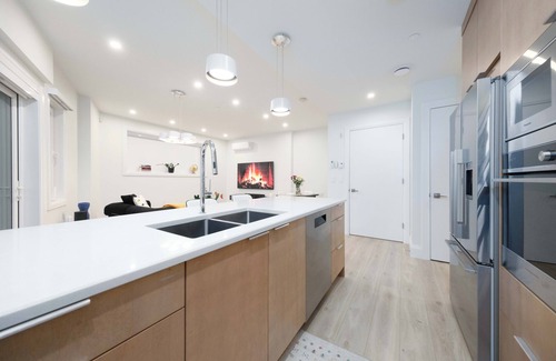 South Granville Apartment | Luxury Passive House w/Private Patio in Vancouver