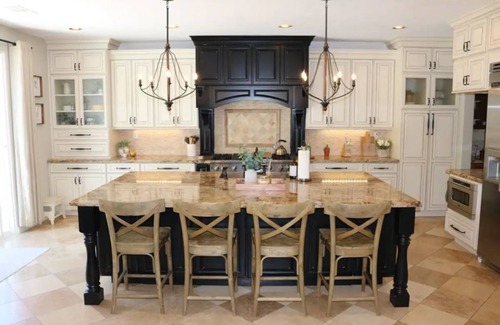 San Marcos House | Luxury Resort Pool Home