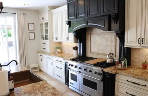 San Marcos House | Luxury Resort Pool Home