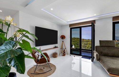 Dugis Apartment | Luxury sea view apartment Makarska with pool