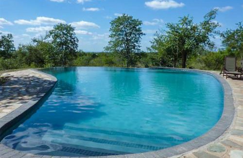 Phalaborwa Villa | Luxury Self Catering Villas at Krugers Edge with Jacuzzi