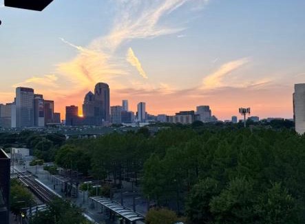 Deep Ellum Apartment | Luxury Skyline Escape, FIFA World Cup, Sauna, King Bed, DT View