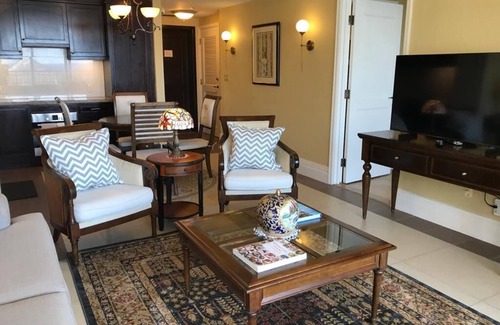 Montego Bay Condo | Luxury & Spacious 1 bdr/2 bth beachfront condo with stunning ocean & resort view