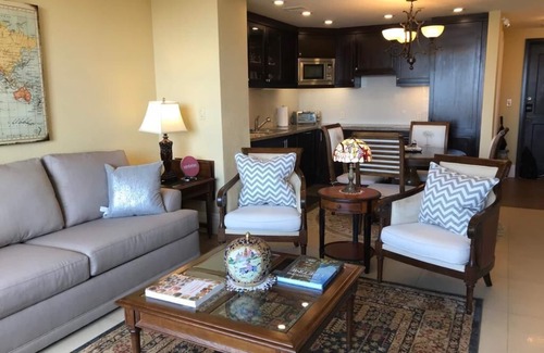 Montego Bay Condo | Luxury & Spacious 1 bdr/2 bth beachfront condo with stunning ocean & resort view