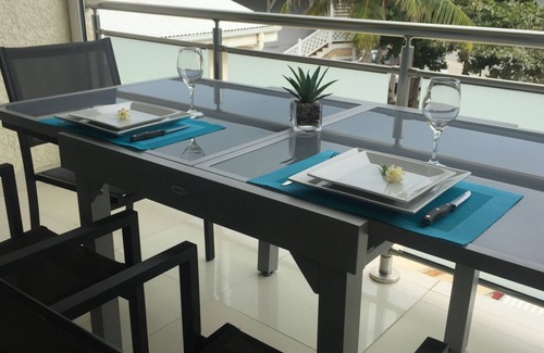 Orient Bay Apartment | LUXURY STUDIO TIARE Orient Bay Cistern 50m from the Beach