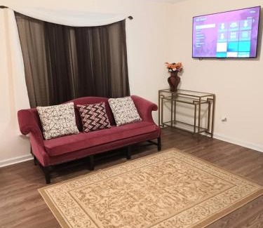 Austell House | Luxury Suite