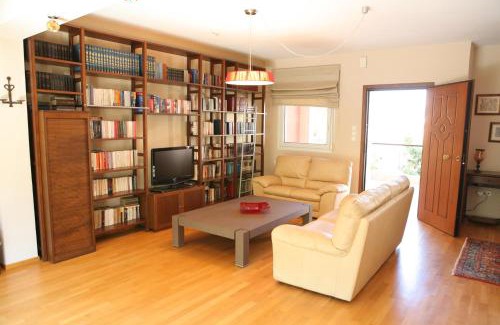 Thermi House | Luxury Sunny Home Near to Water-park