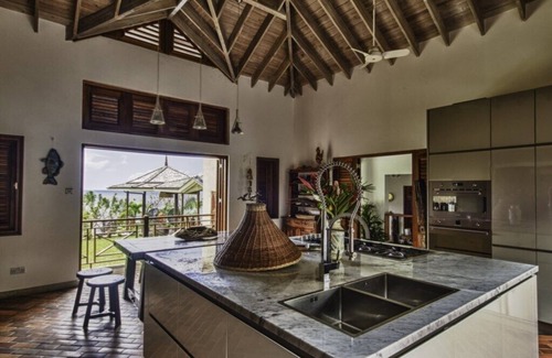 Marigot Bay Villa | Luxury three bedroom cliffside villa - Villa Susanna