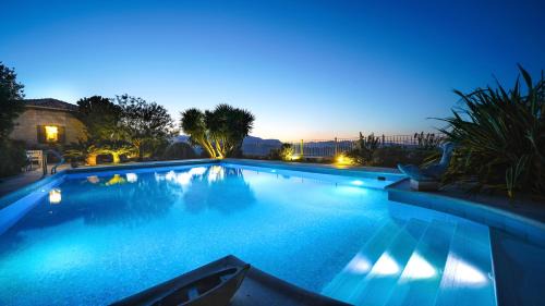 Dhafnes Villa | Luxury Villa Allure