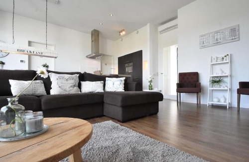 Zeewolde Villa | Luxury Villa in Harderwijk with sauna near Lake