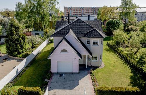 Parnu Villa | Luxury Villa in Pärnu, walking distance from the beach and city centre