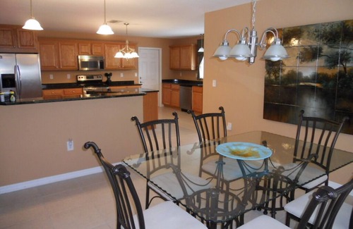 Deep Creek House | "Luxury Villa in Punta Gorda, FL - 4BD/3BA, Pool, Jacuzzi" Sandhill Cranes.